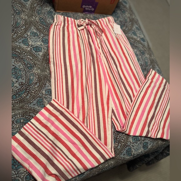 NWT XS women’s Striped Pink Pajama Pants - Picture 3 of 8